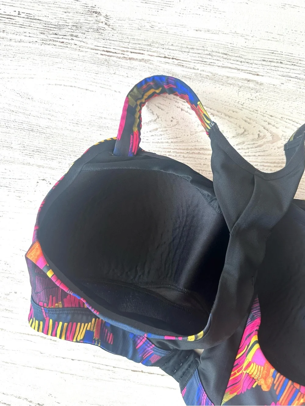 BROOKS Moving Comfort Juno Sports Bra 36C Running Athletic Colorful Workout